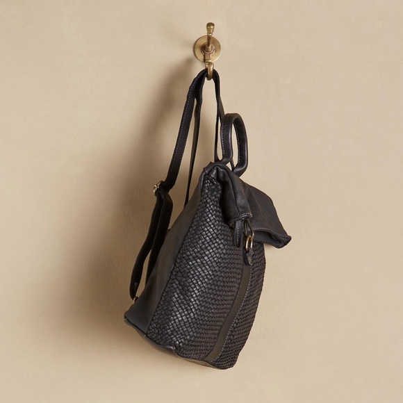 NWOT Sundance☀️Sophisticated Black Leather Backpack with Textured Finish main image 5